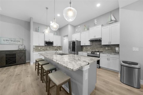 House in Port Charlotte, Florida 3 bedrooms, 198.25 sq.m. № 1894362 - photo 9