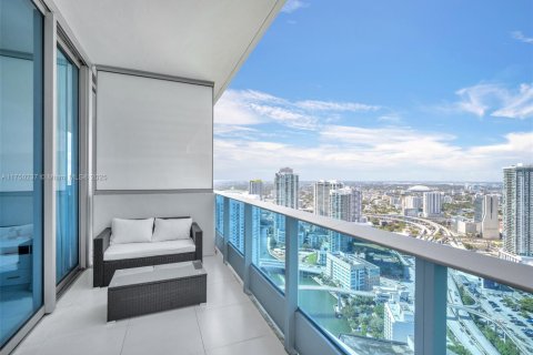 Купить кондоминиум в Майами, Флорида 2 спальни, 114.92м2, № 2053551 - фото 5