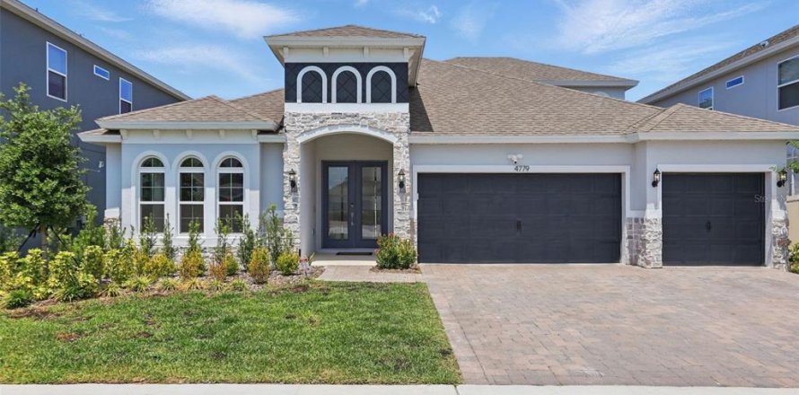 House in Clermont, Florida 5 bedrooms, 273.78 sq.m. № 1654398
