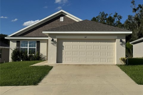 Villa ou maison à Ocala, Floride 3 chambres, 127.28 m2 № 2421547