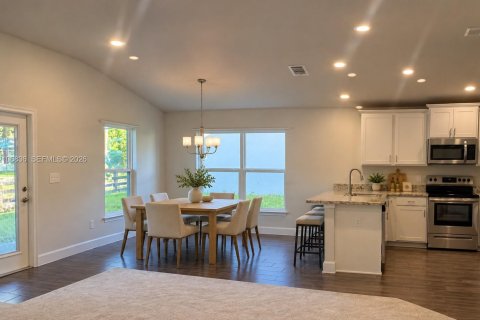 Villa ou maison à vendre à Ocala, Floride: 3 chambres, 127.28 m2 № 2421547 - photo 5