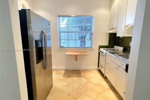 Купить кондоминиум в Майами-Бич, Флорида 1 спальня, 65.03м2, № 1965067 - фото 8