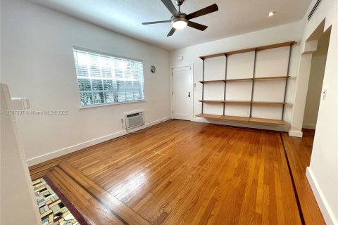 Купить кондоминиум в Майами-Бич, Флорида 1 спальня, 65.03м2, № 1965067 - фото 5