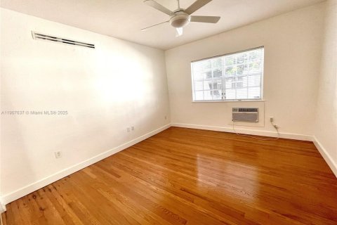 Купить кондоминиум в Майами-Бич, Флорида 1 спальня, 65.03м2, № 1965067 - фото 11