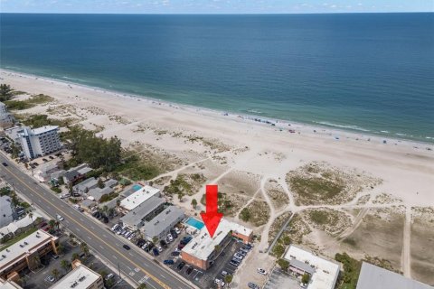 Condominio en venta en Treasure Island, Florida, 1 dormitorio, 53.42 m2 № 1813219 - foto 24