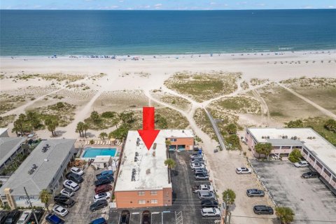 Condominio en venta en Treasure Island, Florida, 1 dormitorio, 53.42 m2 № 1813219 - foto 28