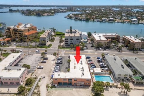 Condominio en venta en Treasure Island, Florida, 1 dormitorio, 53.42 m2 № 1813219 - foto 29