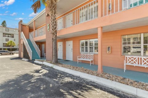 Condominio en venta en Treasure Island, Florida, 1 dormitorio, 53.42 m2 № 1813219 - foto 2