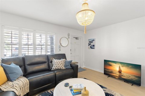 Condominio en venta en Treasure Island, Florida, 1 dormitorio, 53.42 m2 № 1813219 - foto 6