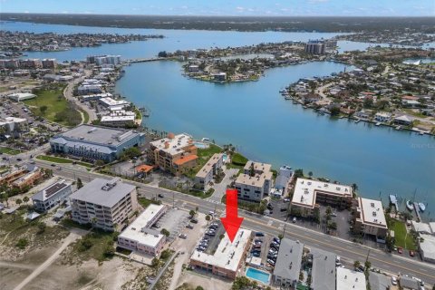 Condominio en venta en Treasure Island, Florida, 1 dormitorio, 53.42 m2 № 1813219 - foto 25