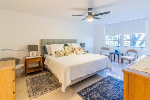 Condominio en venta en Aventura, Florida, 2 dormitorios, 157.28 m2 № 1948261 - foto 9