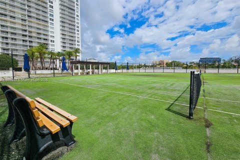 Condominio en venta en Aventura, Florida, 2 dormitorios, 157.28 m2 № 1948261 - foto 22