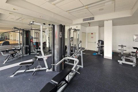 Condominio en venta en Aventura, Florida, 2 dormitorios, 157.28 m2 № 1948261 - foto 18
