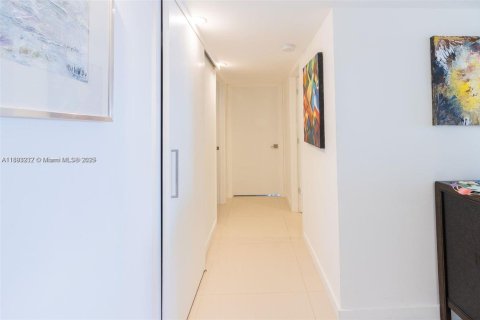 Condominio en venta en Aventura, Florida, 2 dormitorios, 157.28 m2 № 1948261 - foto 8