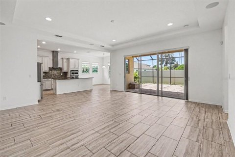 Villa ou maison à vendre à Bradenton, Floride: 5 chambres, 365.2 m2 № 2132475 - photo 5
