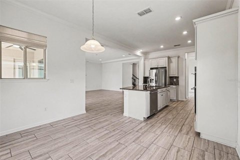 Villa ou maison à vendre à Bradenton, Floride: 5 chambres, 365.2 m2 № 2132475 - photo 6
