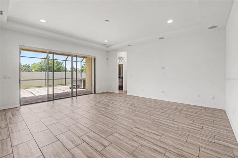 Villa ou maison à vendre à Bradenton, Floride: 5 chambres, 365.2 m2 № 2132475 - photo 4