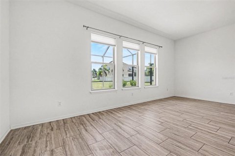 Villa ou maison à vendre à Bradenton, Floride: 5 chambres, 365.2 m2 № 2132475 - photo 12