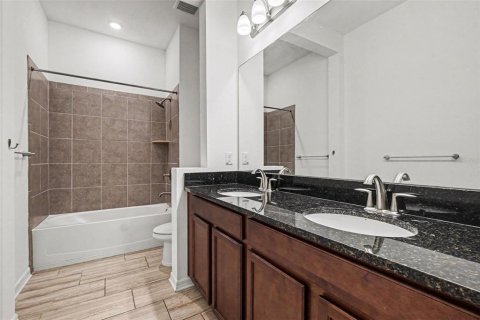Villa ou maison à vendre à Bradenton, Floride: 5 chambres, 365.2 m2 № 2132475 - photo 28
