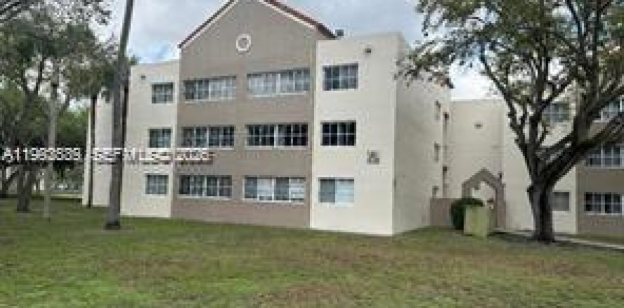 Condo à Hialeah, Floride, 2 chambres  № 2055576