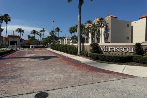 Copropriété à louer à Hialeah, Floride: 2 chambres, 93.27 m2 № 2055576 - photo 2