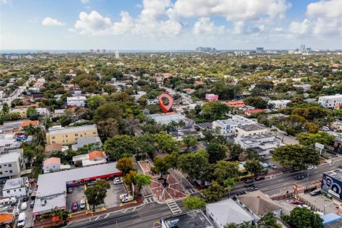 Commercial property in Miami, Florida № 2042078 - photo 22