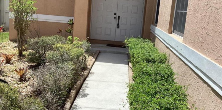 Villa ou maison à Pembroke Pines, Floride 4 chambres, 232.72 m2 № 2187233