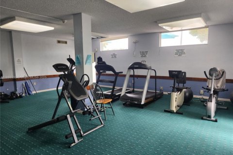 Снять в аренду кондоминиум в Норт-Майами-Бич, Флорида 1 спальня, 73.39м2, № 1937334 - фото 16