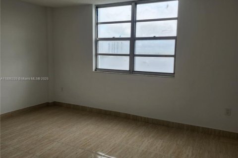 Снять в аренду кондоминиум в Норт-Майами-Бич, Флорида 1 спальня, 73.39м2, № 1937334 - фото 11