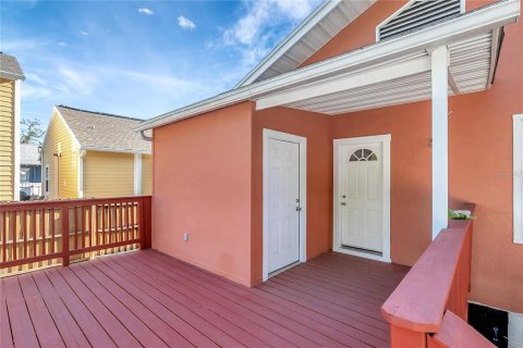 House in Tampa, Florida 3 bedrooms, 115.85 sq.m. № 1619171 - photo 25