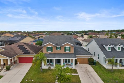 House in Kissimmee, Florida 4 bedrooms, 289.67 sq.m. № 2094885
