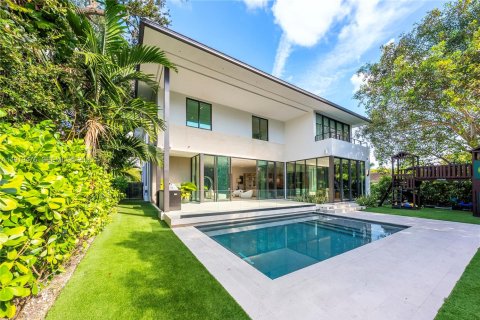 Villa ou maison à Miami Shores, Floride 6 chambres, 439.15 m2 № 2079384