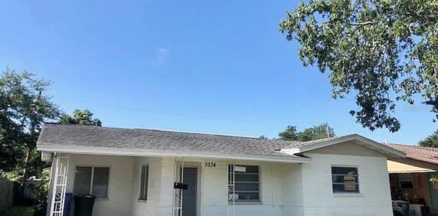 Villa ou maison à Saint Petersburg, Floride 2 chambres, 76.55 m2 № 2418967