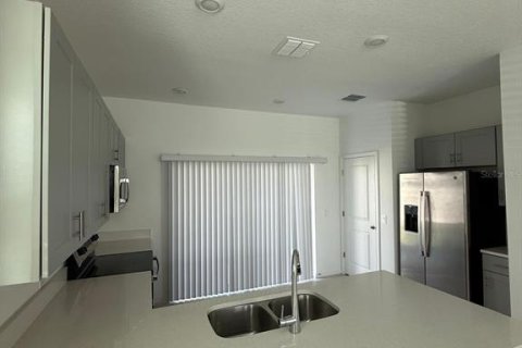 Adosado en alquiler en Kissimmee, Florida, 2 dormitorios, 116.59 m2 № 2099291 - foto 10