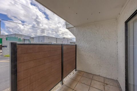 Townhouse in Sarasota, Florida 4 bedrooms, 151.43 sq.m. № 1857670 - photo 4