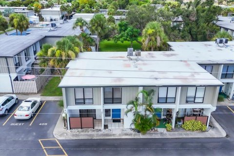 Townhouse in Sarasota, Florida 4 bedrooms, 151.43 sq.m. № 1857670 - photo 3