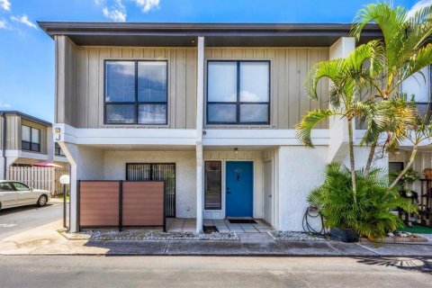Townhouse in Sarasota, Florida 4 bedrooms, 151.43 sq.m. № 1857670 - photo 1