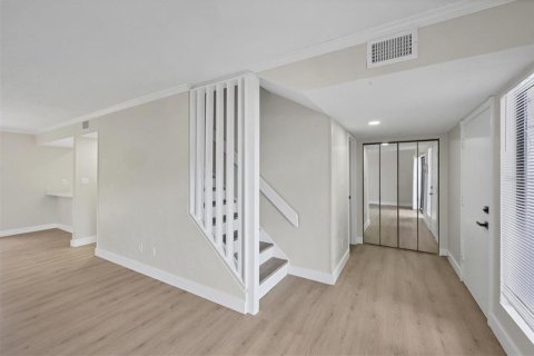 Townhouse in Sarasota, Florida 4 bedrooms, 151.43 sq.m. № 1857670 - photo 5