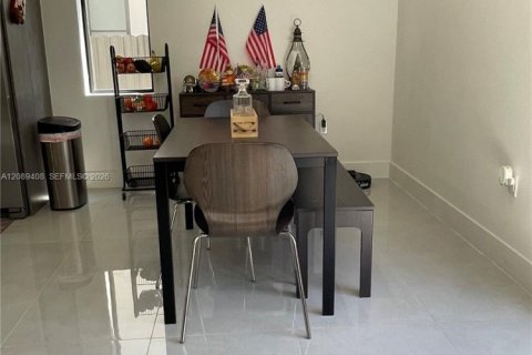 Casa en venta en Florida City, Florida, 5 dormitorios, 168.15 m2 № 2370323 - foto 14