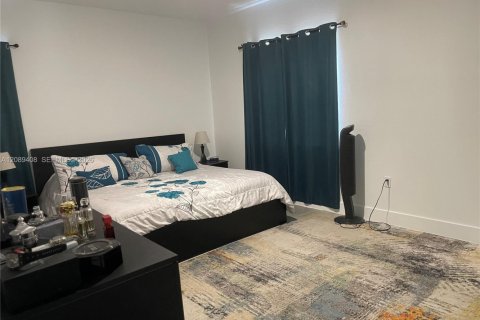 Casa en venta en Florida City, Florida, 5 dormitorios, 168.15 m2 № 2370323 - foto 30