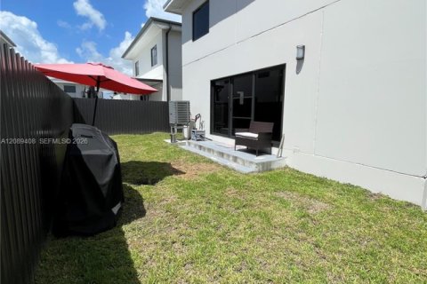 Casa en venta en Florida City, Florida, 5 dormitorios, 168.15 m2 № 2370323 - foto 25