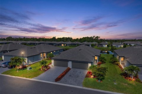 Villa ou maison à Port Charlotte, Floride 2 chambres, 144.37 m2 № 2121096