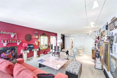 Condominio en venta en Miami Beach, Florida, 2 dormitorios, 125.42 m2 № 2185944 - foto 26