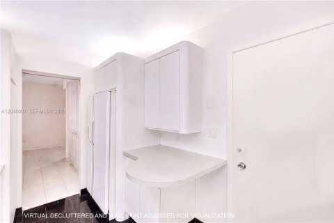 Condominio en venta en Miami Beach, Florida, 2 dormitorios, 125.42 m2 № 2185944 - foto 29