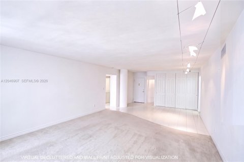 Condominio en venta en Miami Beach, Florida, 2 dormitorios, 125.42 m2 № 2185944 - foto 25