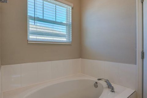 Casa en venta en New Smyrna Beach, Florida, 3 dormitorios, 165.27 m2 № 2117522 - foto 28