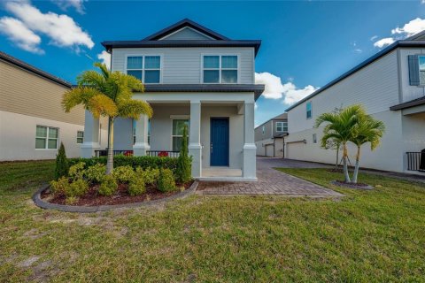 Casa en venta en New Smyrna Beach, Florida, 3 dormitorios, 165.27 m2 № 2117522 - foto 2