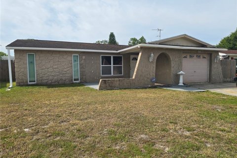 Casa en venta en Port Richey, Florida, 2 dormitorios, 80.55 m2 № 1903797 - foto 1