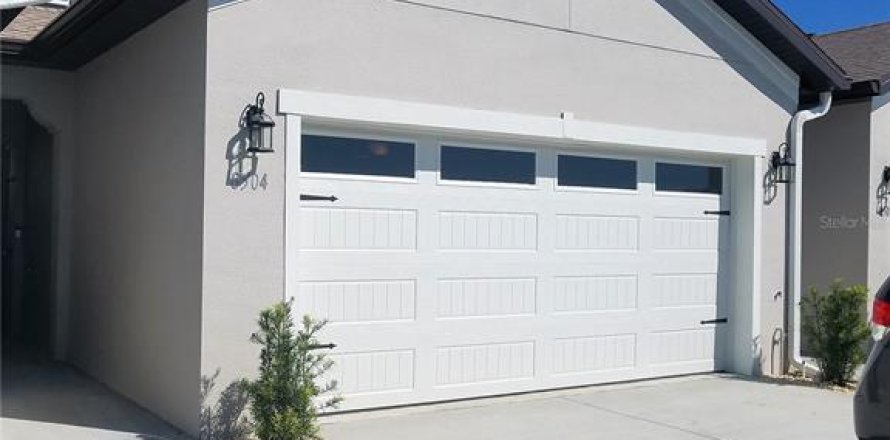 Townhouse in Groveland, Florida 3 bedrooms, 161.65 sq.m. № 2110254