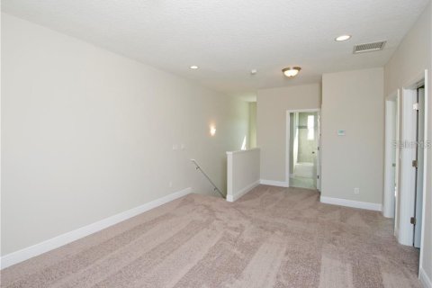 Townhouse in Groveland, Florida 3 bedrooms, 161.65 sq.m. № 2110254 - photo 16
